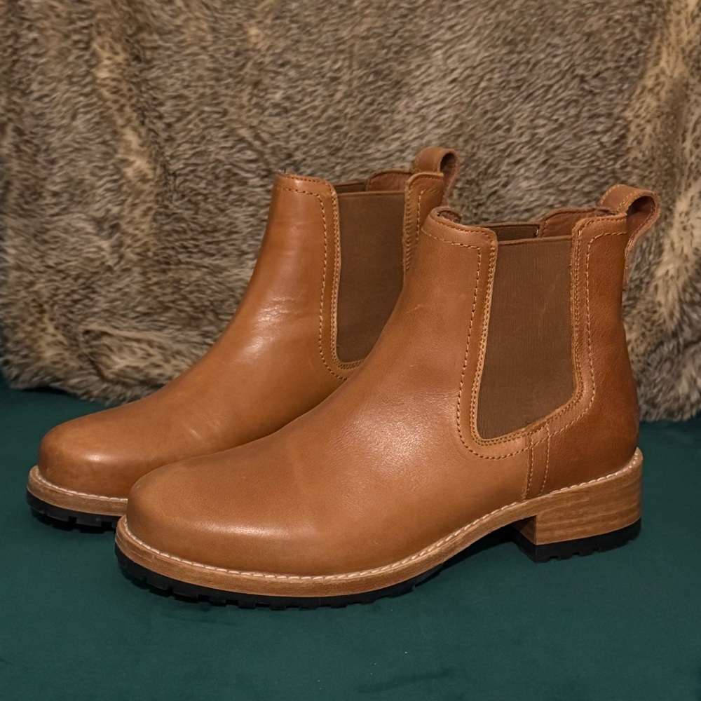Patina brand chelsea boots